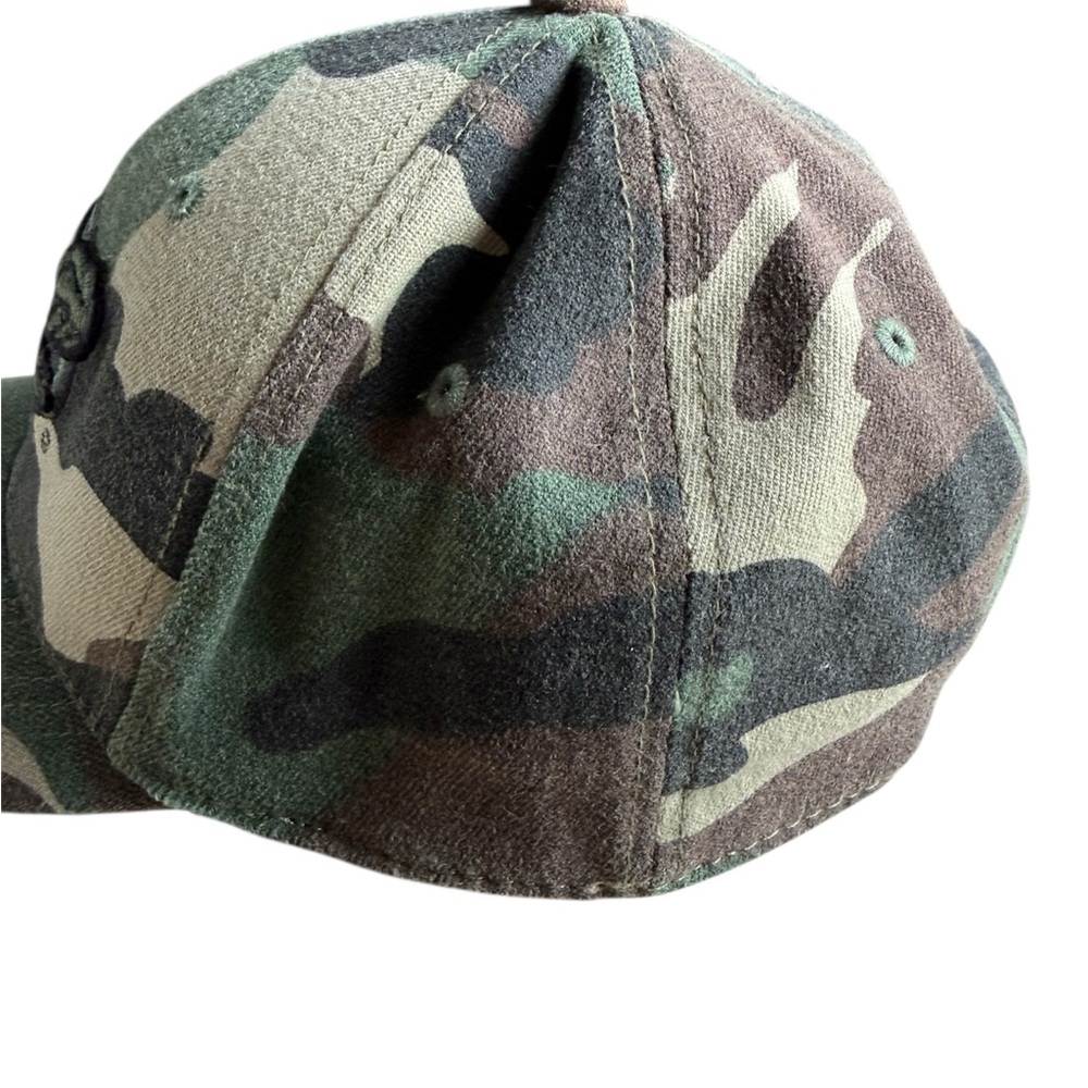 Men’s Top of the World One Fit Florida Gator Camo Collegiate Hat - Picture 5 of 11